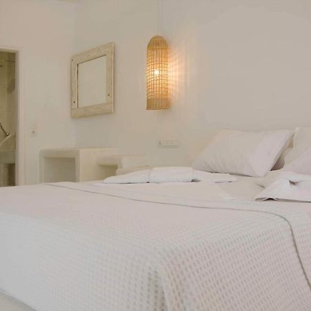 Kritamos Suites Irakleia  Buitenkant foto