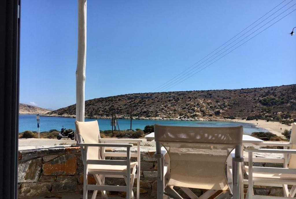 Kritamos Suites Irakleia  Buitenkant foto